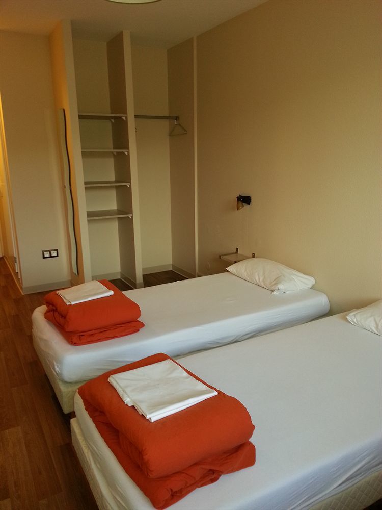 Auberge De Jeunesse Hi Bordeaux-Blanquefort - Ex Otellia المظهر الخارجي الصورة