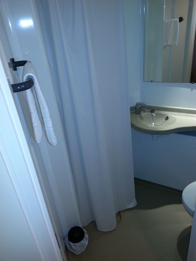 Auberge De Jeunesse Hi Bordeaux-Blanquefort - Ex Otellia المظهر الخارجي الصورة